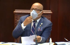 Diputados aprueban préstamo de unos 300 millones de dólares