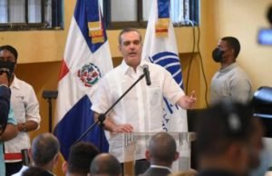 Abinader: “No importa si los jóvenes son wawawa o popis, tendrán las mismas oportunidades”