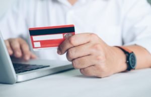 Compras por internet con tarjetas emitidas por los bancos crecieron 95% en tres años