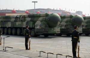 China planea aumentar su arsenal nuclear, según analistas