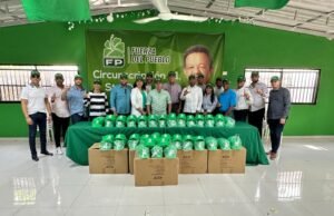 Fuerza del Pueblo realiza con éxito jornada de entrega de propaganda en todo el país