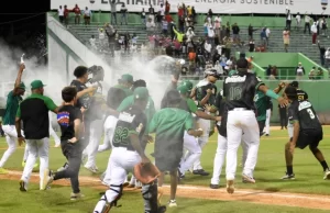Estrellas vencen a Águilas y definen el cuadro del todos contra todos