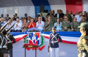 Abinader encabeza desfile militar por el 179 aniversario de la Independencia Nacional