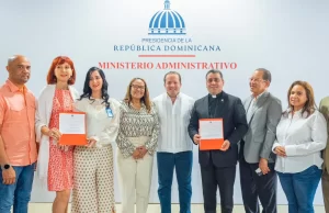 Paliza entrega RD$80 millones para construir hospital en SFM