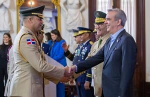 Abinader califica de invaluable la labor de las Fuerzas Armadas y la Policía Nacional