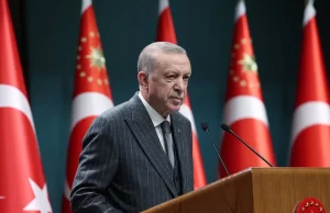 Presidente de Turquía declara emergencia en diez provincias azotadas por terremoto