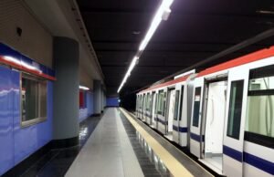Hombre se lanza a vías del Metro en estación María Montez