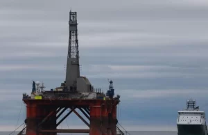 Rusia prolonga corte de producción de petróleo hasta fin de junio