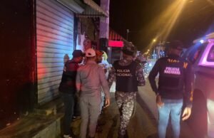 Apresan 16 personas al desmantelar varios puntos de drogas