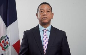 Franc Rosario anuncia aspiración a la candidatura presidencial del partido Alianza País