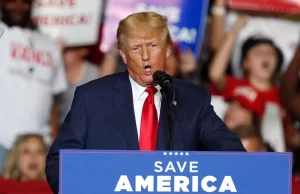 Trump será juzgado en mayo de 2024, en plena campaña para las presidenciales
