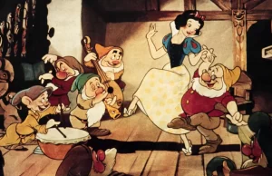 Disney reemplaza a los siete enanitos por «criaturas mágicas» en su nueva versión de Blancanieves