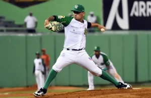 Estrellas Orientales anuncia al lanzador panameño Andy Otero