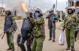 Un tribunal mantiene el bloqueo temporal del despliegue de policías de Kenia en Haití