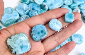 Exportaciones de larimar alcanzan los 20 MM de dólares entre enero y agosto