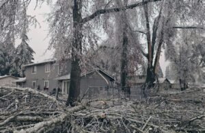 Costas este y oeste de EE.UU. se preparan para una nueva ola de nieve y hielo