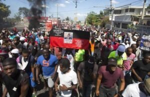 Haitianos se pronuncian a favor de Guy Philliphe y de renuncia de Ariel Henry
