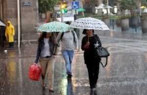 Pronostican lluvias débiles y tronadas para este jueves