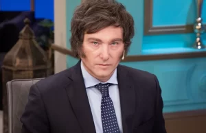 Argentina prohíbe el lenguaje inclusivo en la administración pública