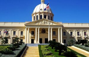 Poder Ejecutivo asciende a mayor general 4 miembros del Ejército