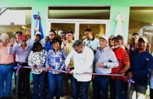 FEDA fortalece sector agropecuario con inauguración de locales en Sabana de la Mar