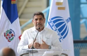 Ministro Agricultura destaca labor de trabajadores del campo