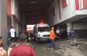 Al menos 4 muertos deja incendio en motel Las Américas