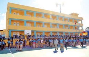 Educación ordena suspensión de docencia en planteles afectados por las lluvias