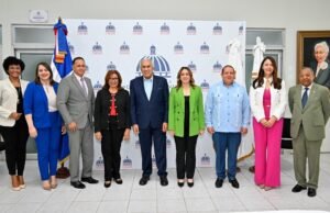 Supérate y Conape firman convenio en favor de envejecientes