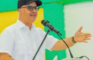 Gobierno entrega RD$84 millones para remodelar Estadio Tetelo Vargas