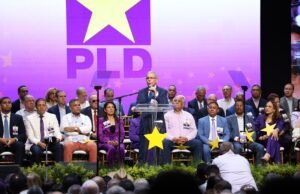 PLD inicia congreso renovador con ausencia de sus principales líderes