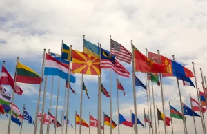 La OTAN cumple 75 años con su futuro en juego