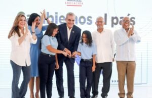 Presidente propone “Plan Horizonte”para abordar temas del sistema educativo de RD
