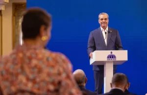 Presidente Abinader presenta en LA Semanal los reconocimientos, reuniones y acuerdos durante su viaje a Francia, Suiza y Brasil