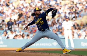 Peralta gana séptima apertura en línea