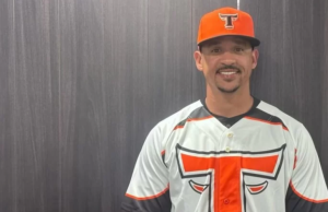 Anuncian staff de coaches acompañarán a Víctor Estévez