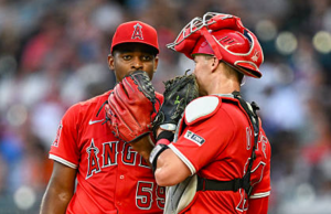 José Soriano se recupera con siete entradas en blanco