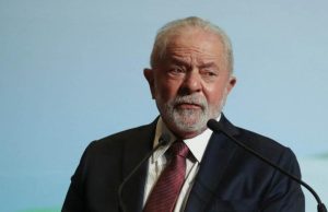 Lula firma el decreto que permite a Brasil adoptar contramedidas a los aranceles de Trump