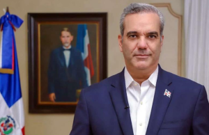 Abinader se reunirá con el ministro de Educación para evaluar planificación del próximo año escolar