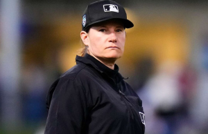 Jen Pawol hará historia como la primera mujer en arbitrar un juego oficial de la MLB este sábado