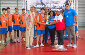 Santiago vence a SD y se corona campeón U17 de voleibol