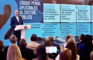 Presidente Abinader presenta seis ejes estratégicos en lucha anticorrupción