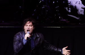 Milei da un concierto de rock en medio de una tormenta política en Argentina