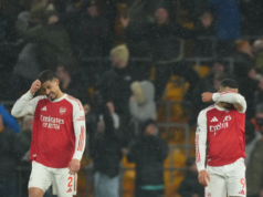 Arsenal deja escapar ventaja de dos goles ante Wolverhampton y vuelve a tropezar en la Premier