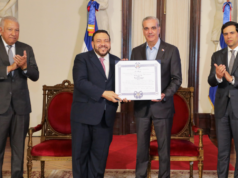 Presidente Abinader condecora de manera póstuma al expresidente Ulises Francisco Espaillat
